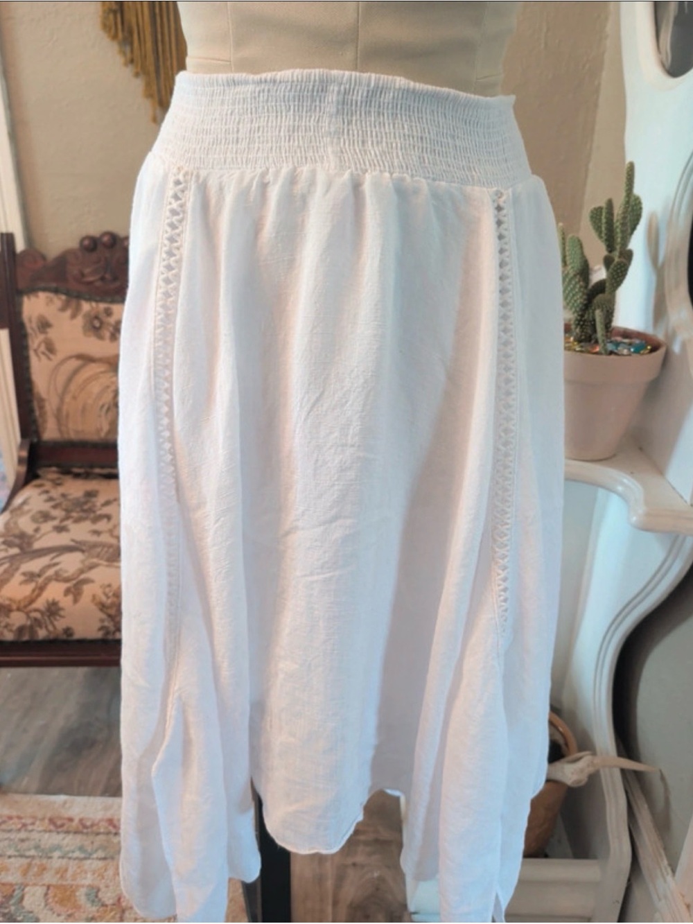 JohnPaulRichard White Midi Smocked Waist Skirt